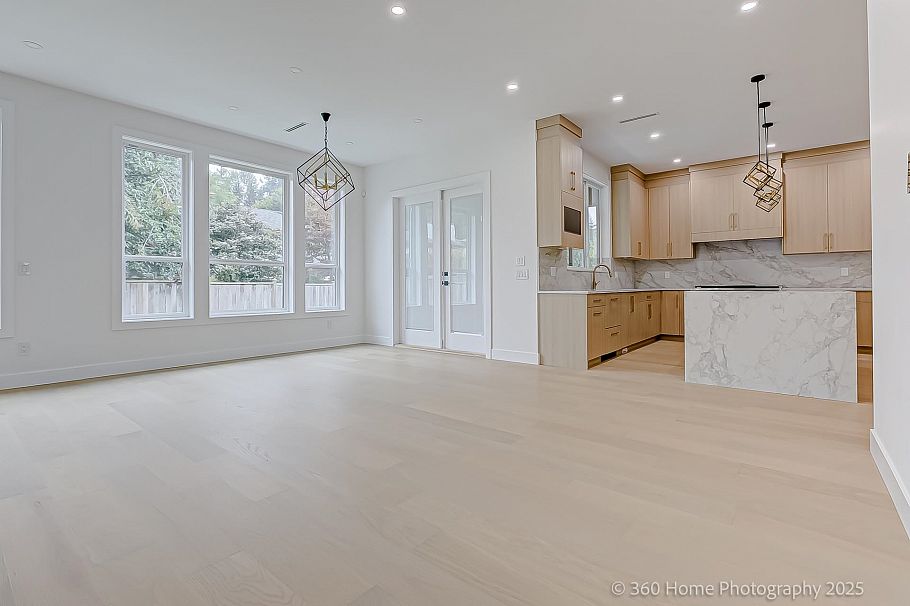 3252 Allan Road North Vancouver, BC - 5