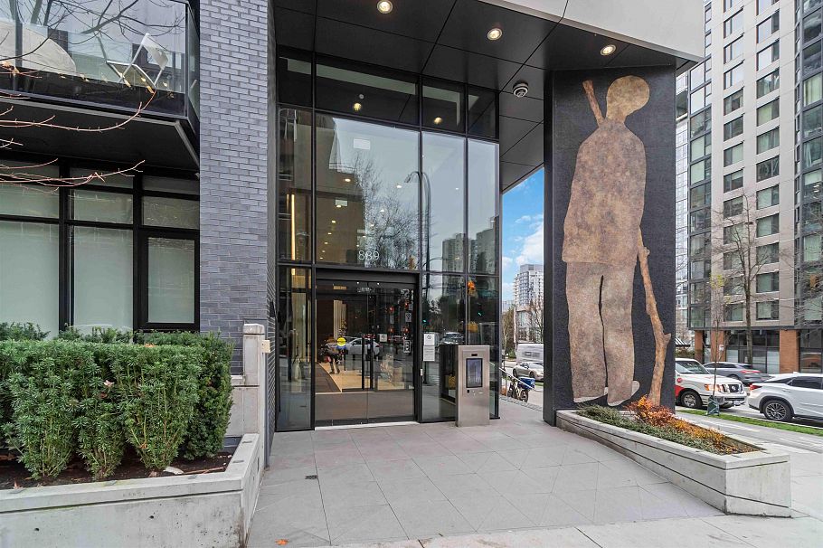 1002 889 Pacific Street Vancouver, BC - 3