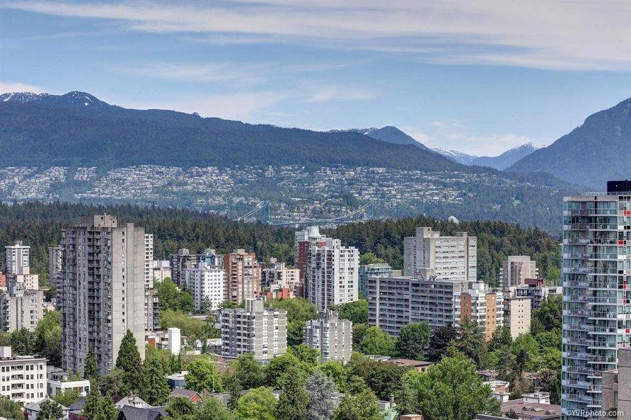 1601 1171 Jervis Street Vancouver, BC - 1