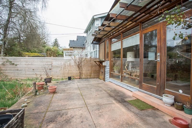4436 W 12th Avenue Vancouver, BC - 16