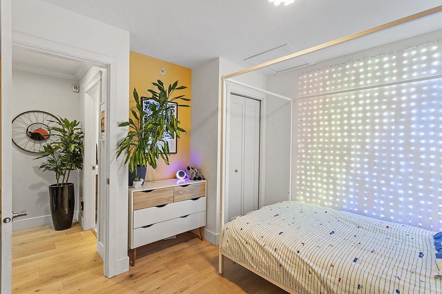 1743 Frances Street Vancouver, BC - 20