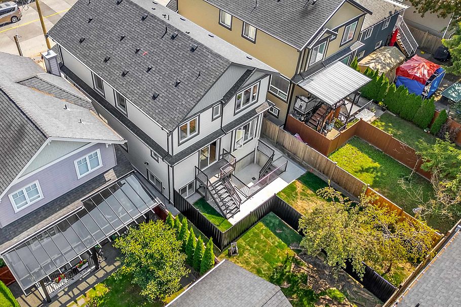 1 5221 Clarendon Street Vancouver, BC - 35