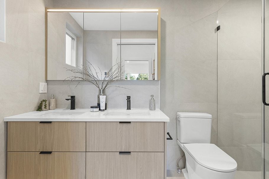 1 4422 W 6th Avenue Vancouver, BC - 25