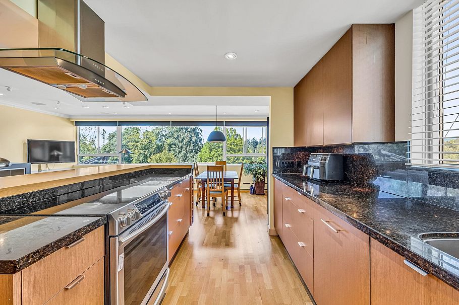 104 710 Chilco Street Vancouver, BC - 17