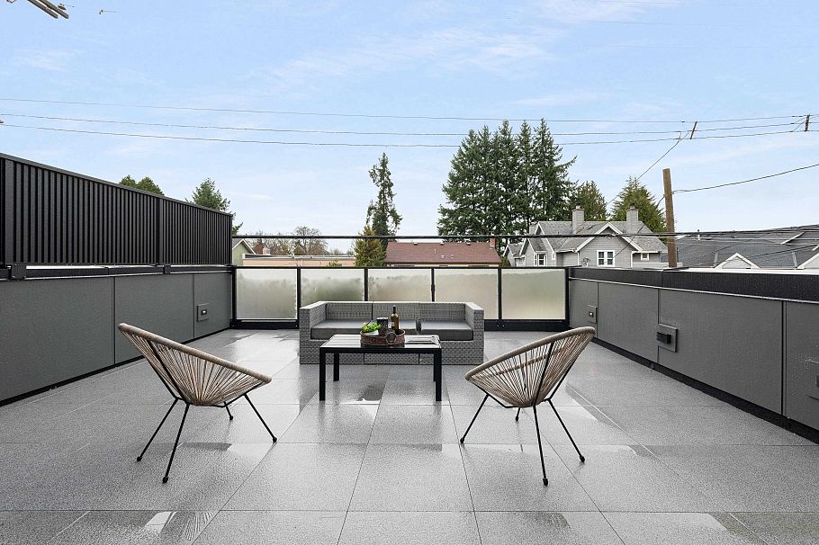 1 273 W 17th Avenue Vancouver, BC - 9