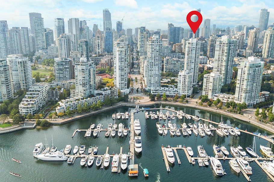 1501 193 Aquarius Mews Vancouver, BC - 34