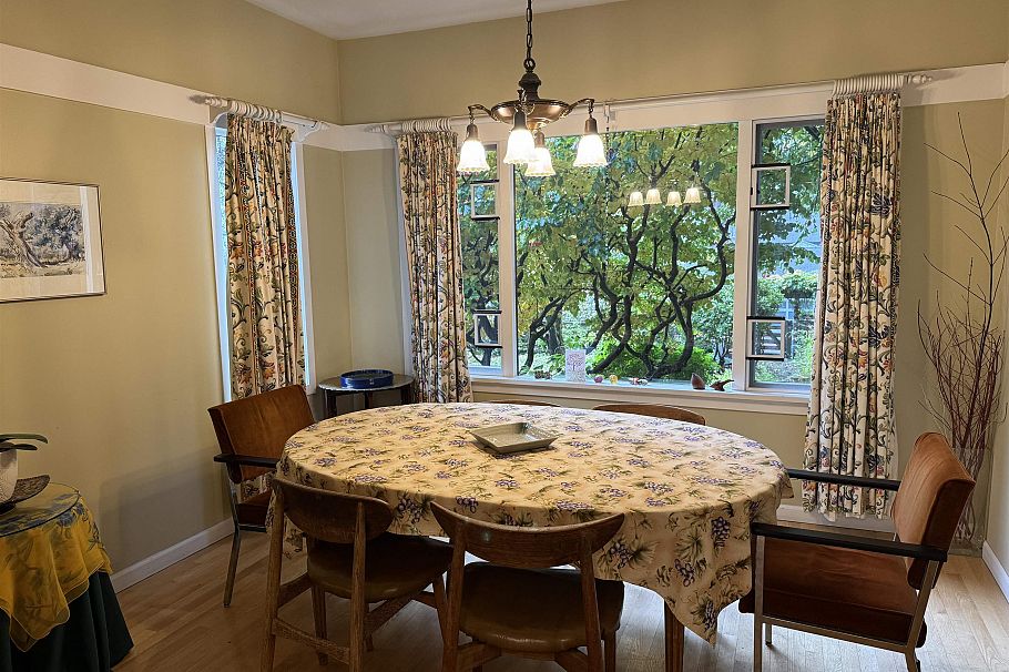 6369 Macdonald Street Vancouver, BC - 4