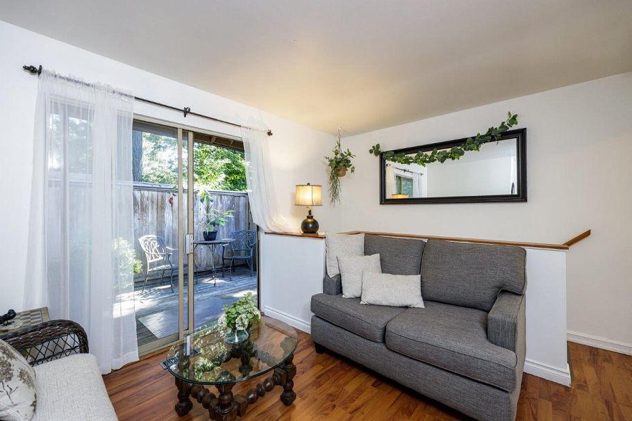 1061 Gladwin Drive North Vancouver, BC - 12