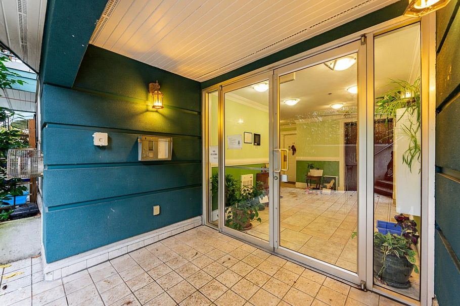 403 1617 Grant Street Vancouver, BC - 23