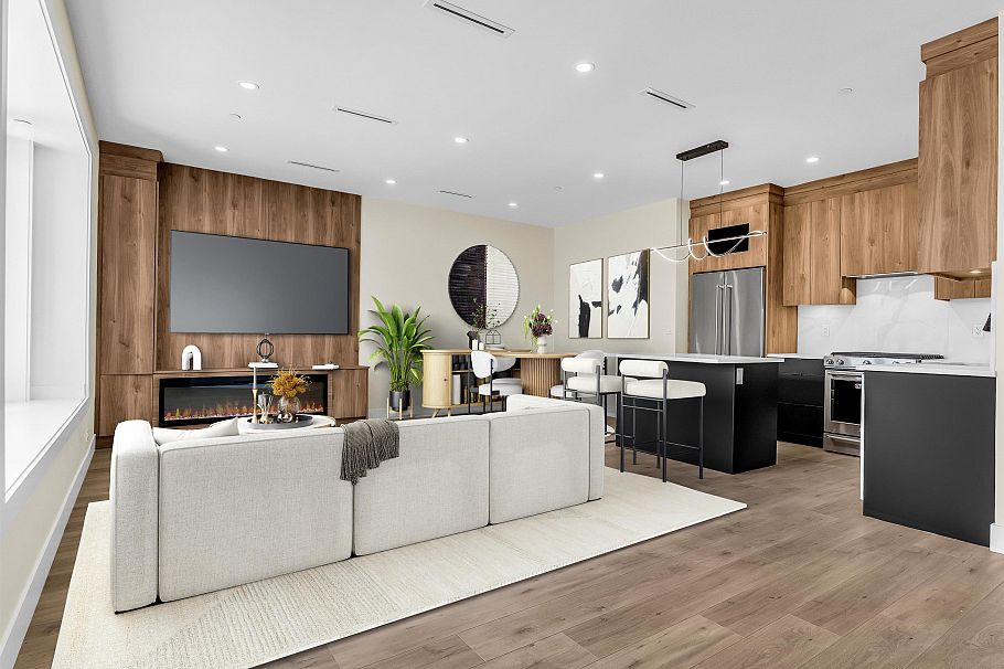 1 5221 Clarendon Street Vancouver, BC - 1