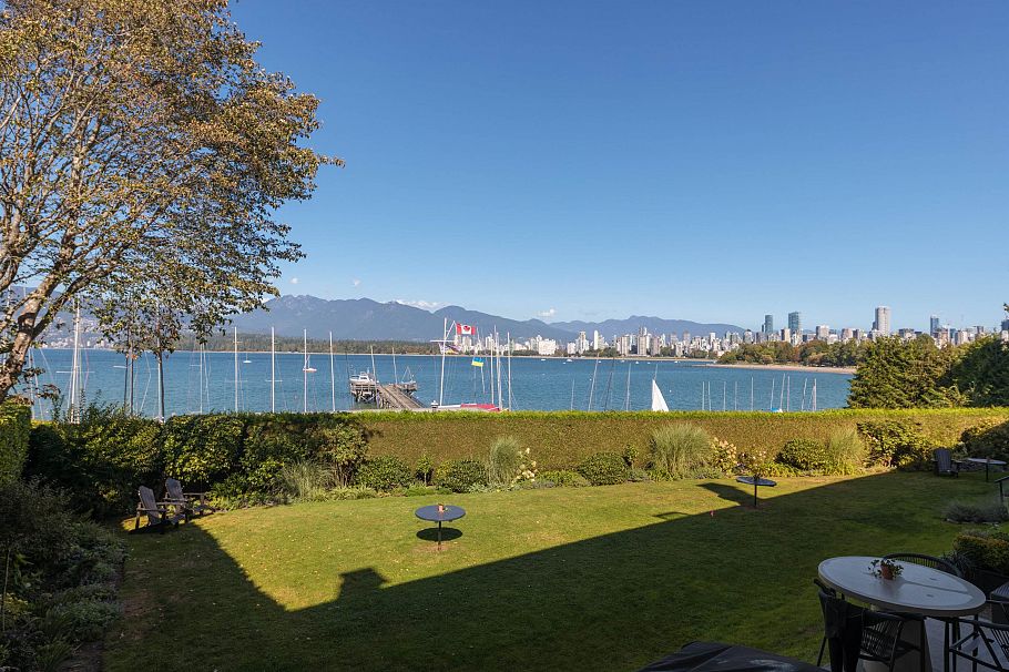 2449 Point Grey Road Vancouver, BC - 6