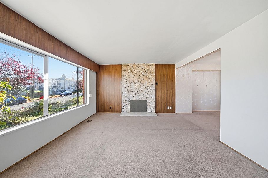 4561 Manor Street Vancouver, BC - 6