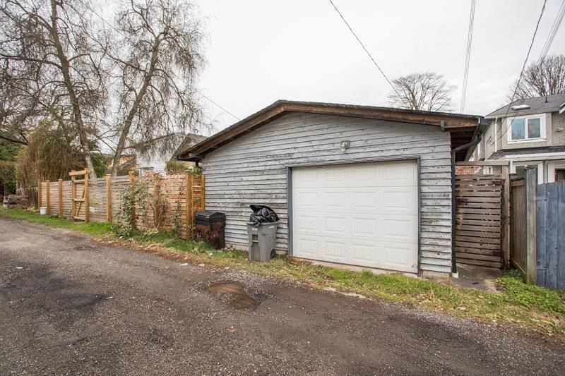 4436 W 12th Avenue Vancouver, BC - 17