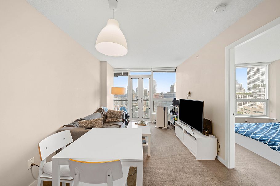 1908 833 Seymour Street Vancouver, BC - 4