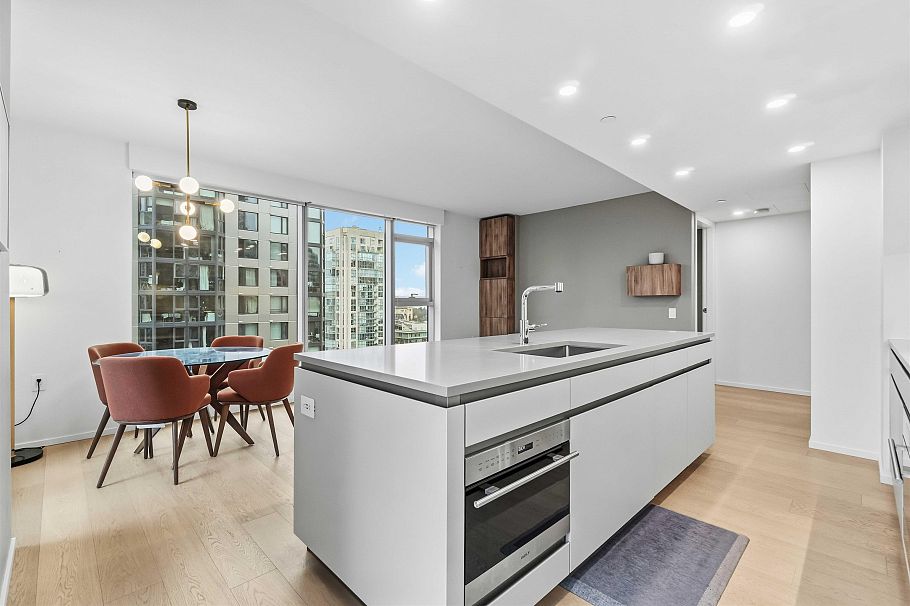 1002 889 Pacific Street Vancouver, BC - 12