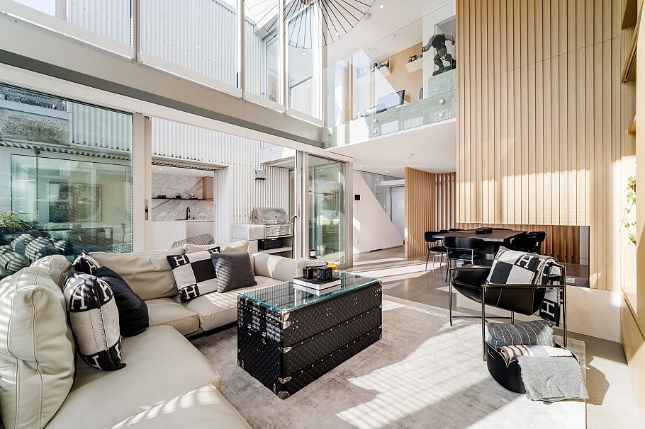 401 4387 W 10th Avenue Vancouver, BC - 2