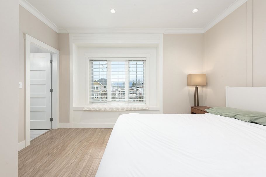 2496 Brock Street Vancouver, BC - 13