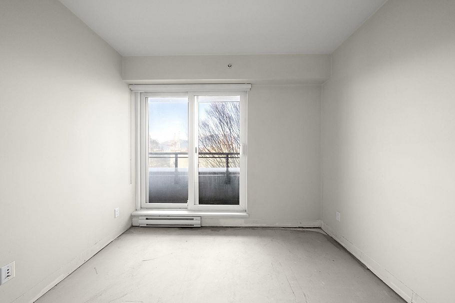 419 1588 E Hastings Street Vancouver, BC - 12