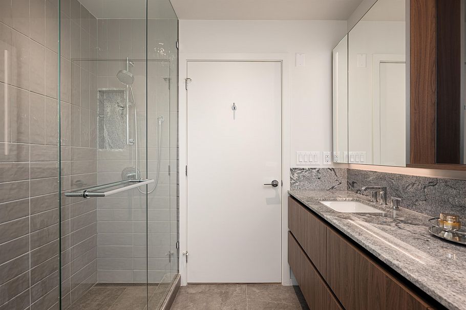 173 805 W 49th Avenue Vancouver, BC - 28