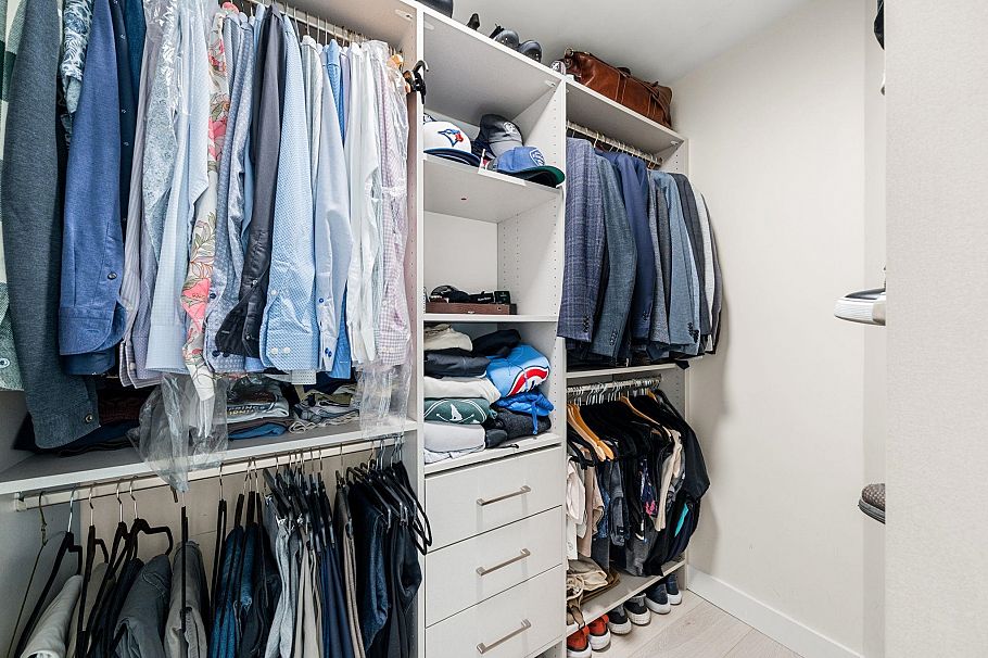 1501 193 Aquarius Mews Vancouver, BC - 17