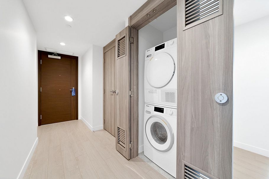 1214 1768 Cook Street Vancouver, BC - 26