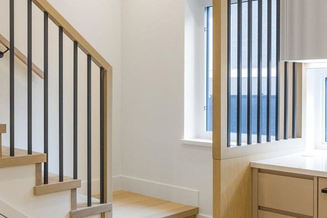 2430 W 49th Avenue Vancouver, BC - 18