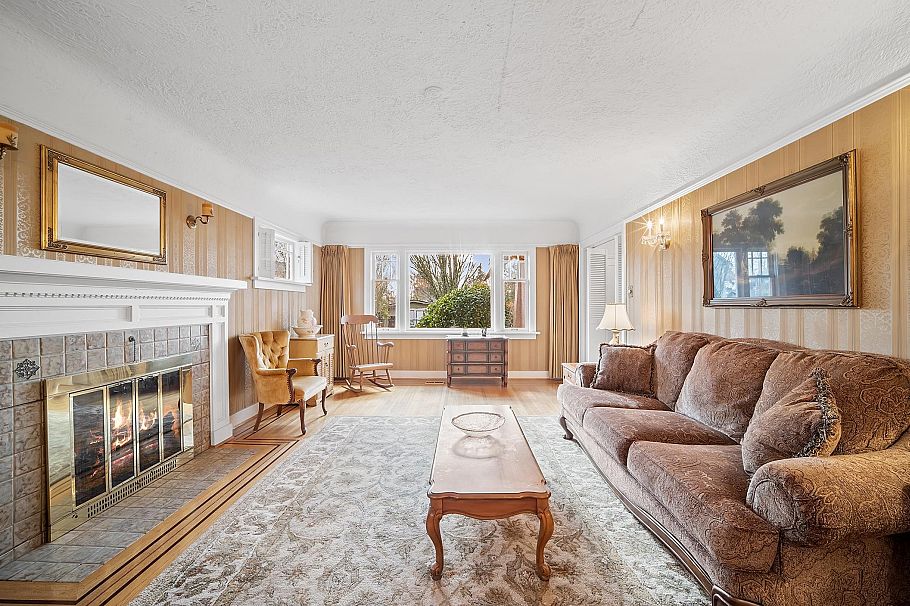 3537 W 31st Avenue Vancouver, BC - 5