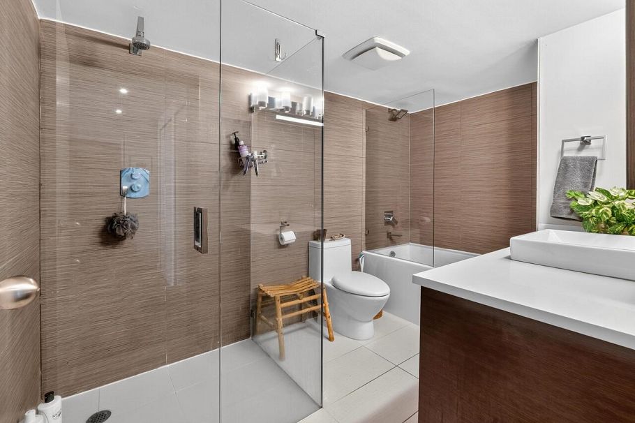 801 1500 Howe Street Vancouver, BC - 16