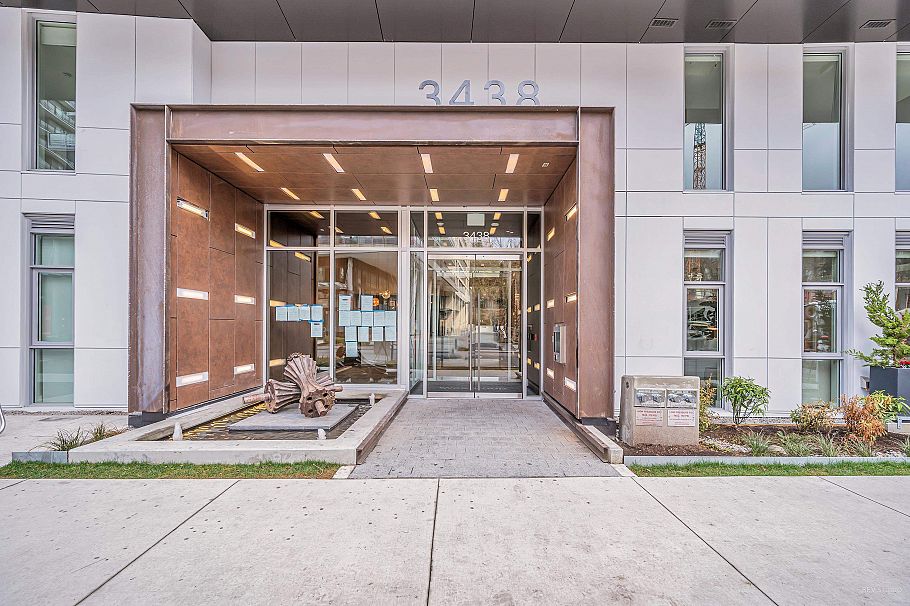 601 3438 Sawmill Crescent Vancouver, BC - 27