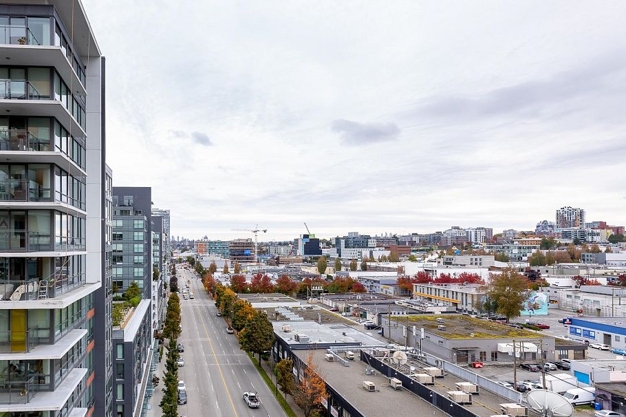 1214 1768 Cook Street Vancouver, BC - 32