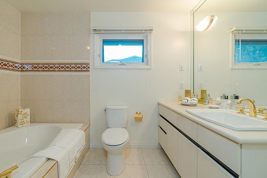 6787 Montgomery Street Vancouver, BC - 24