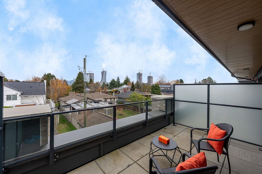 173 805 W 49th Avenue Vancouver, BC - 31