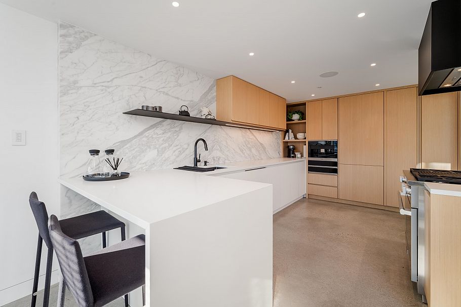 401 4387 W 10th Avenue Vancouver, BC - 12