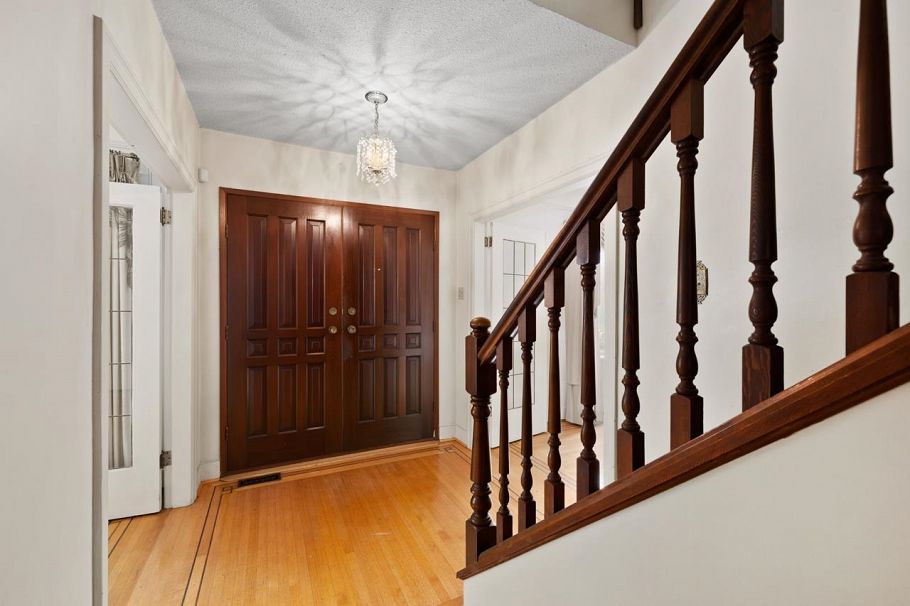 2676 W 33rd Avenue Vancouver, BC - 19