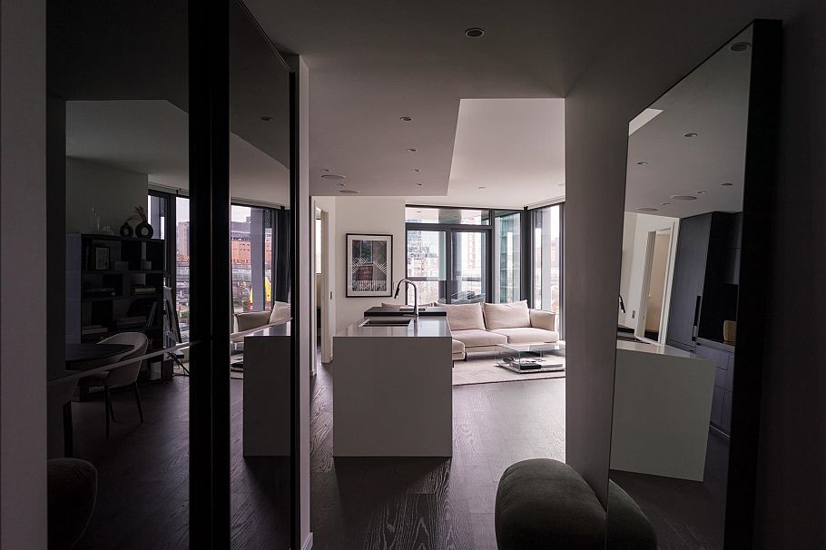 406 1601 Quebec Street Vancouver, BC - 3