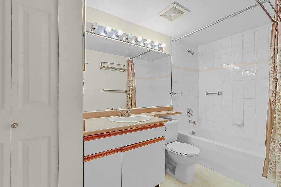 103 3624 Fraser Street Vancouver, BC - 17