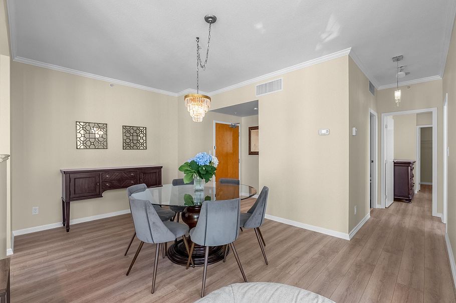 2702 1166 Melville Street Vancouver, BC - 8