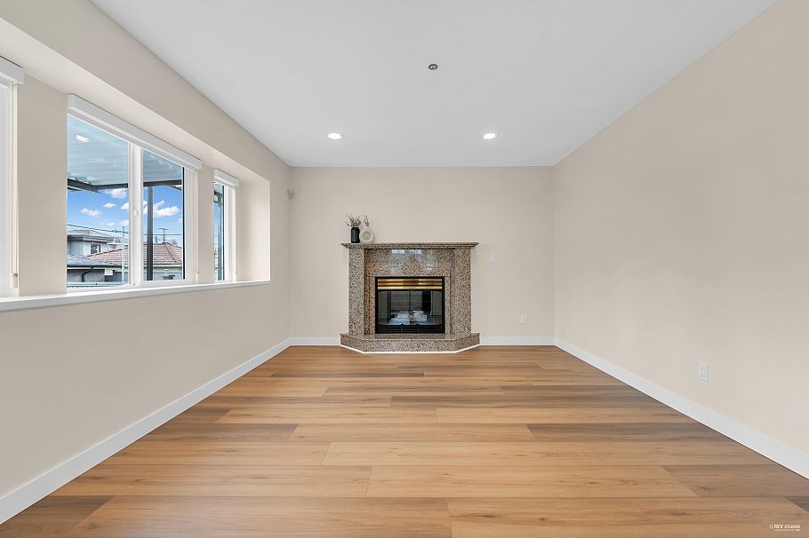 719 E 27th Avenue Vancouver, BC - 13