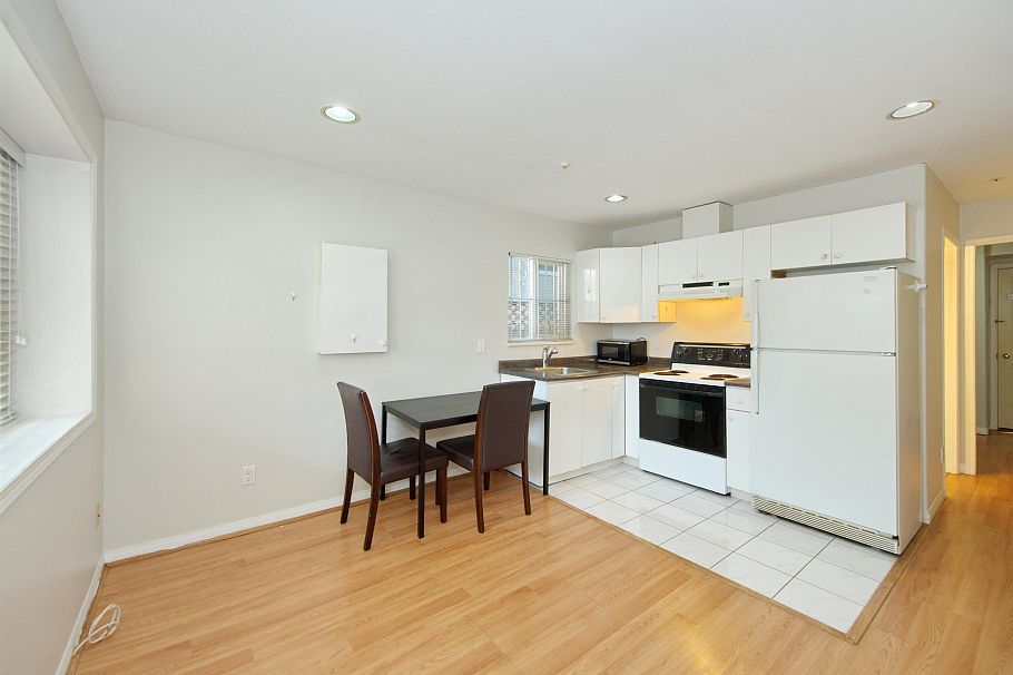 6499 St. Catherines Street Vancouver, BC - 6