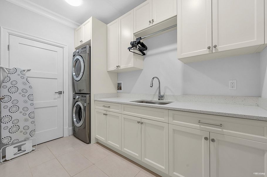 7458 Maple Street Vancouver, BC - 35