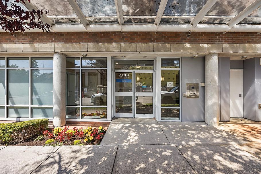 406 2103 W 45th Avenue Vancouver, BC - 2