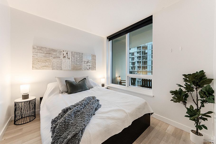 912 68 Smithe Street Vancouver, BC - 5