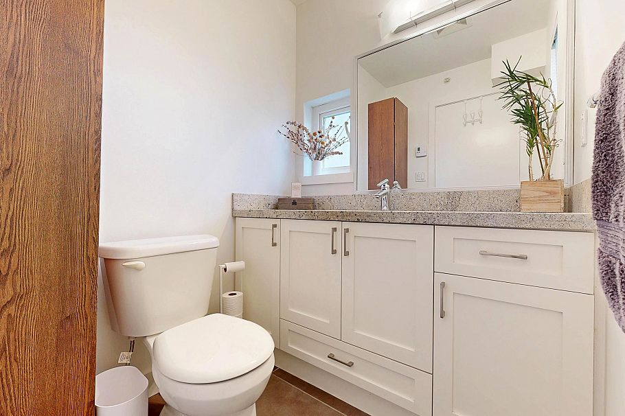 101 1672 E Pender Street Vancouver, BC - 28