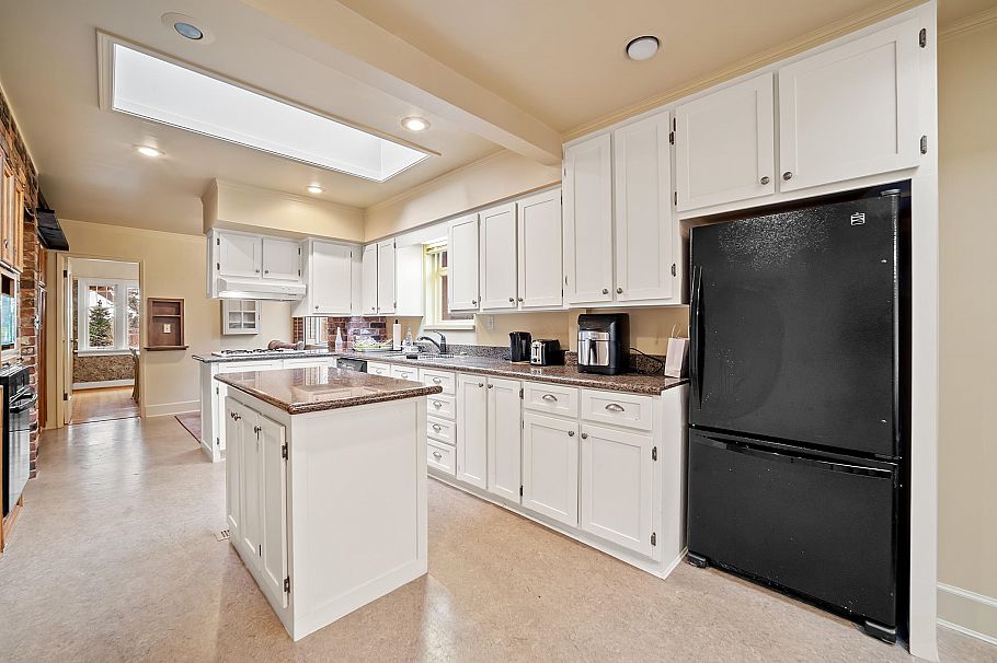 3537 W 31st Avenue Vancouver, BC - 14