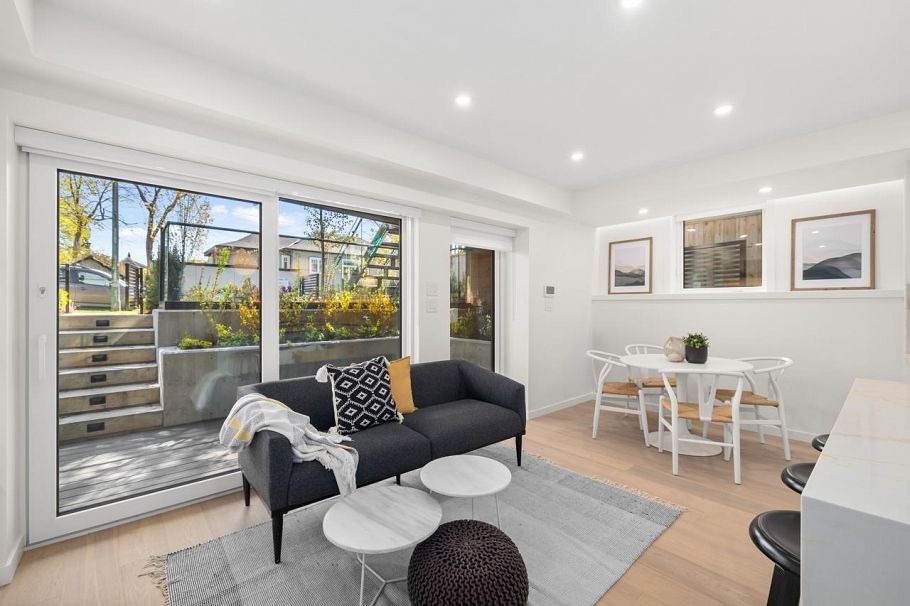 681 W 18th Avenue Vancouver, BC - 4