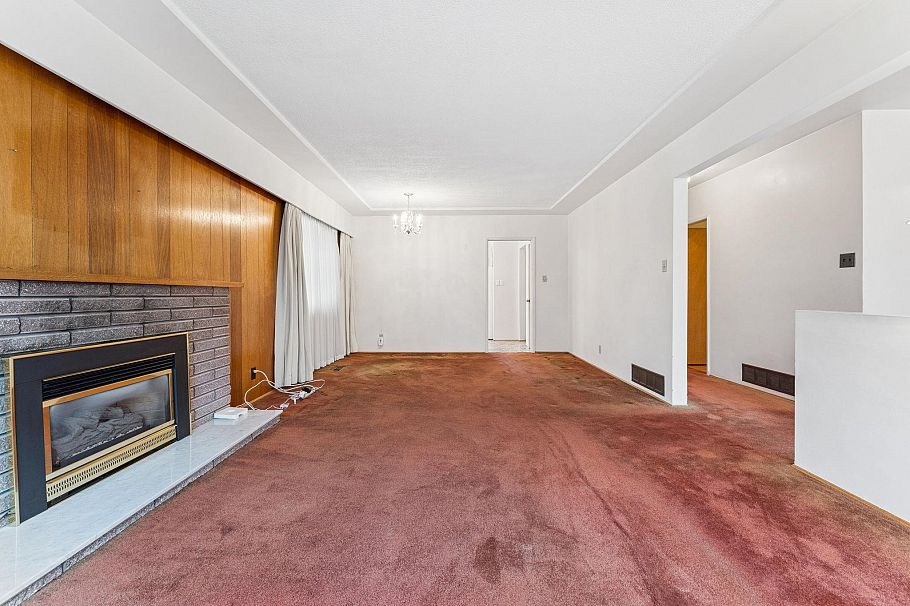 1521 E 64th Avenue Vancouver, BC - 6