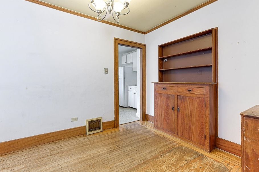 4557 W 14th Avenue Vancouver, BC - 7