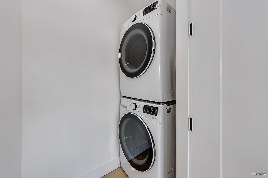 2 150 E 51st Avenue Vancouver, BC - 11