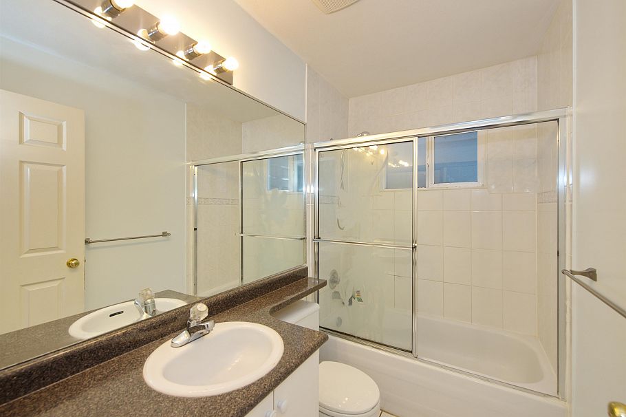 6499 St. Catherines Street Vancouver, BC - 28