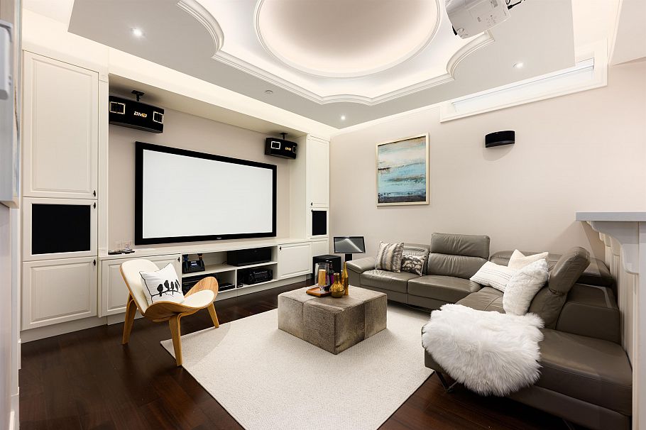 4043 W 11th Avenue Vancouver, BC - 27